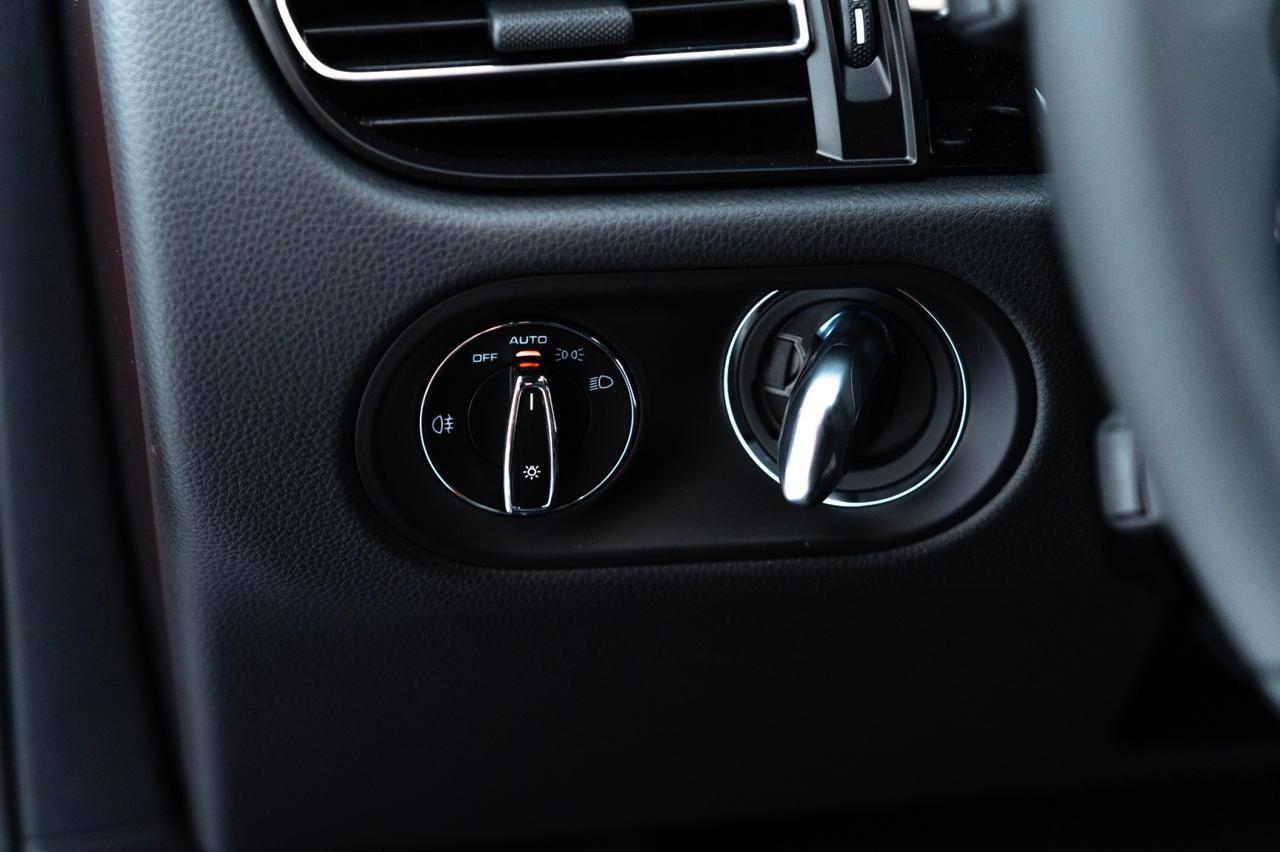 2025 Porsche Macan Pompano Beach FL