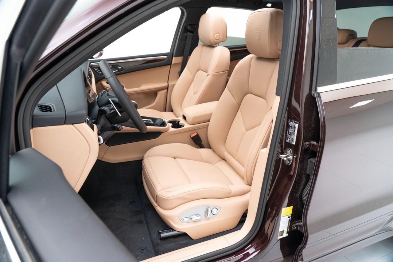 2025 Porsche Macan Pompano Beach FL