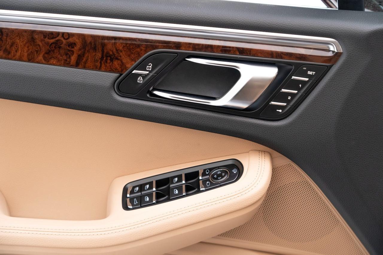 2025 Porsche Macan Pompano Beach FL