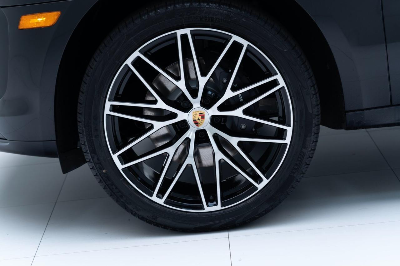 2025 Porsche Macan Pompano Beach FL