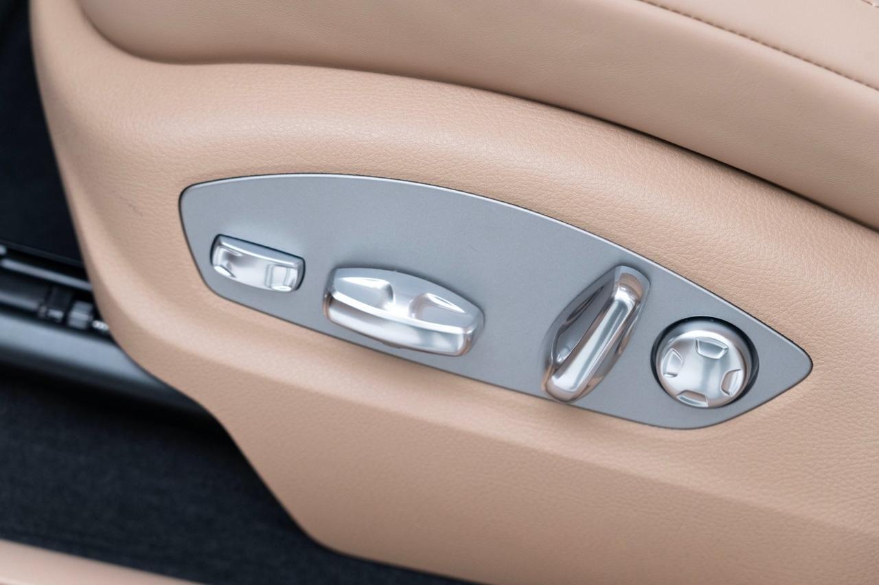 2025 Porsche Macan Pompano Beach FL