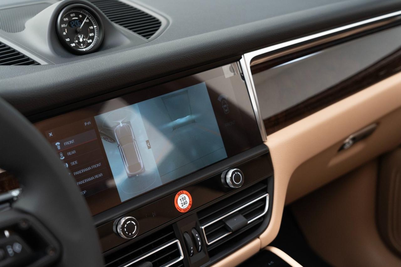 2025 Porsche Macan Pompano Beach FL