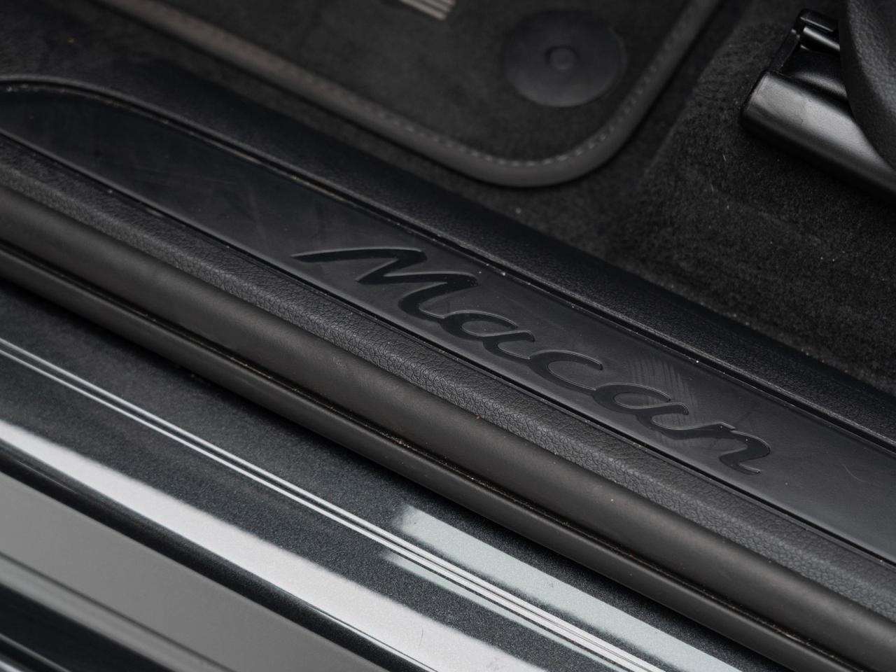 2025 Porsche Macan Pompano Beach FL