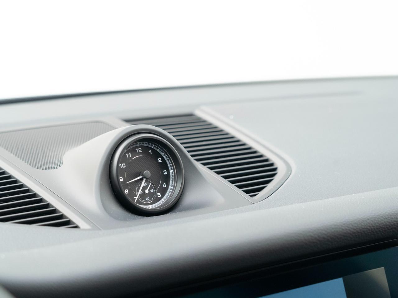 2025 Porsche Macan Pompano Beach FL