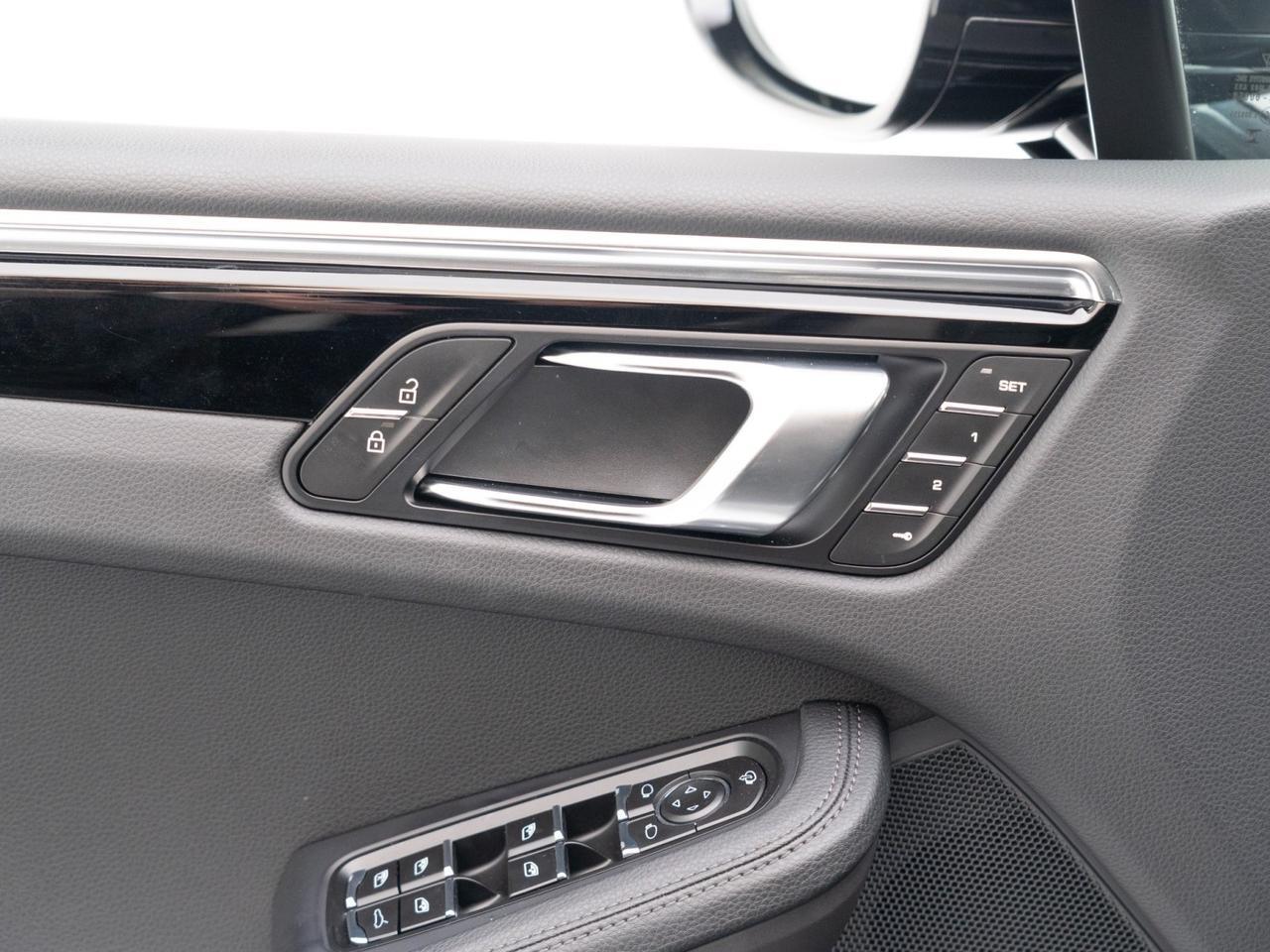 2025 Porsche Macan Pompano Beach FL