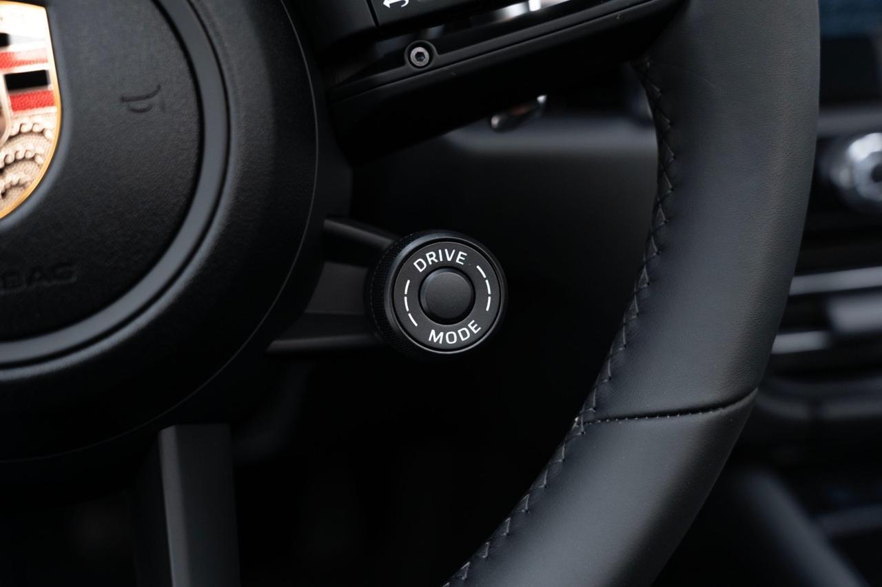 2025 Porsche Macan Pompano Beach FL