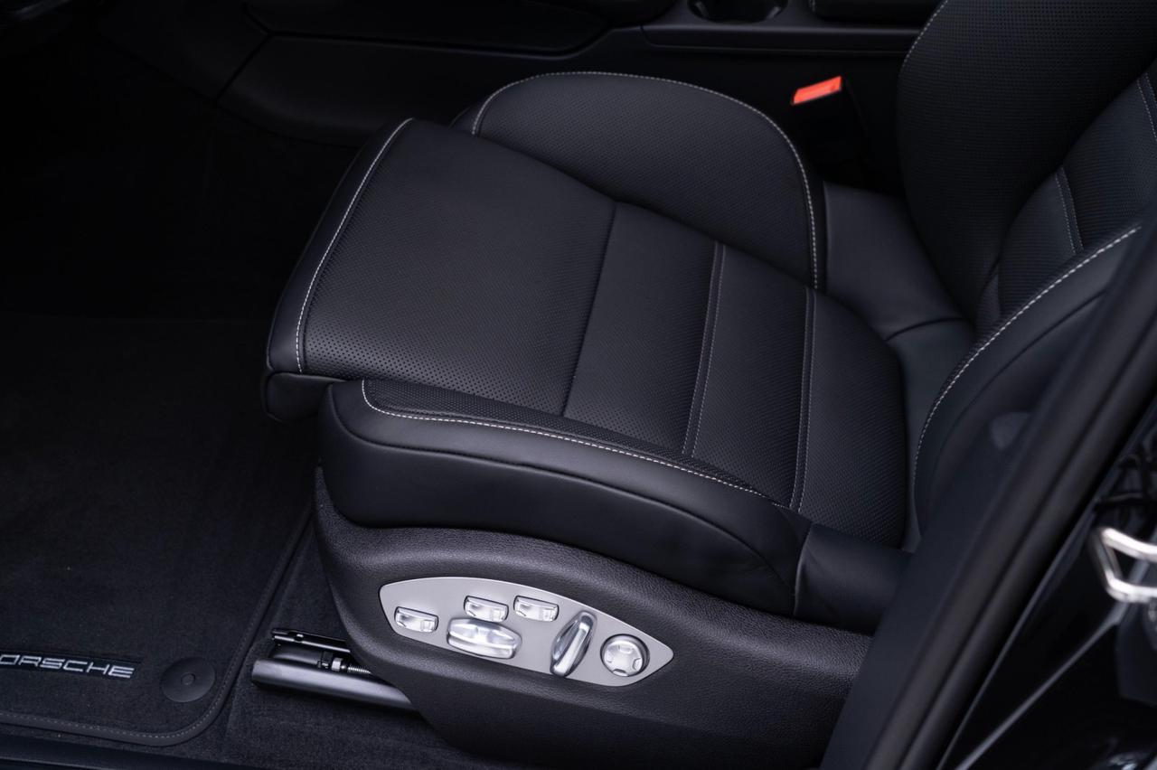2025 Porsche Macan Pompano Beach FL