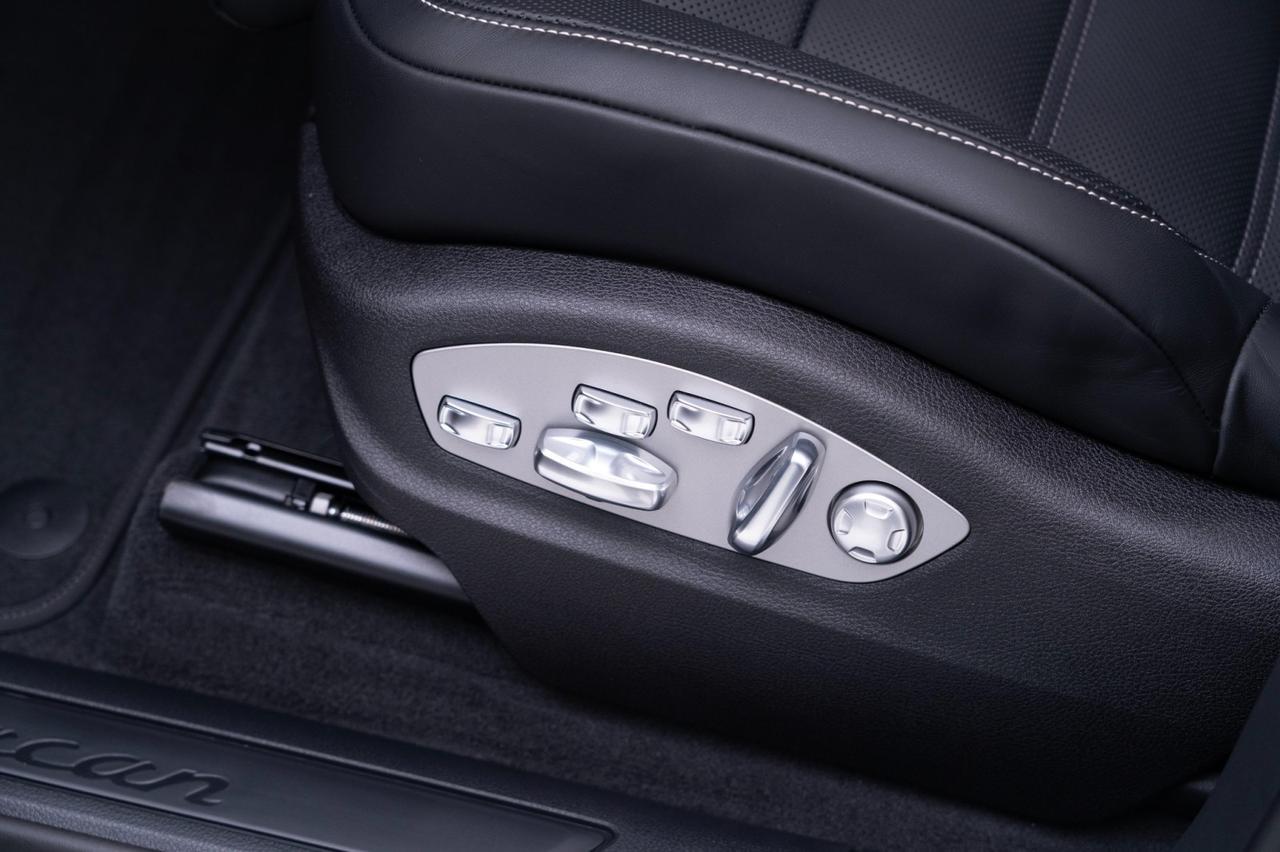 2025 Porsche Macan Pompano Beach FL