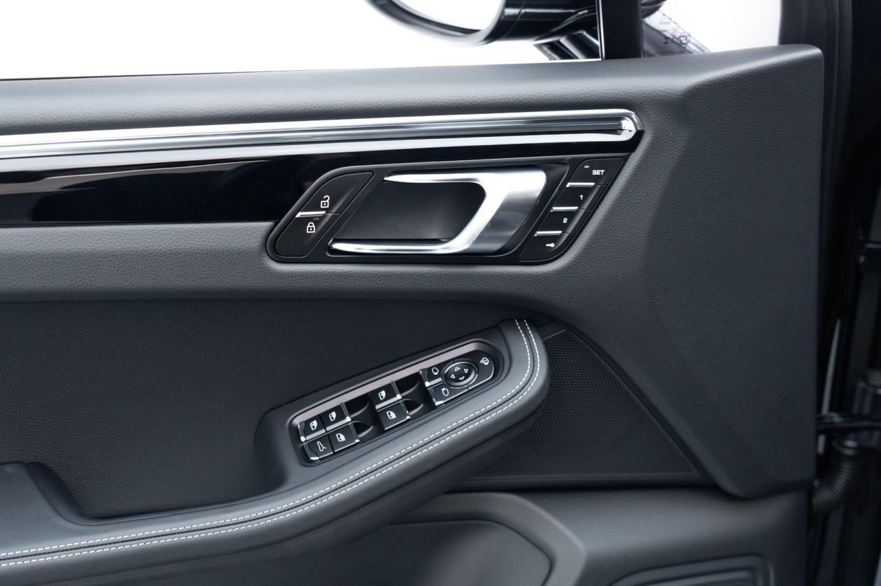 2025 Porsche Macan Pompano Beach FL