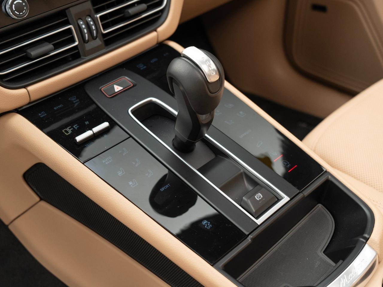 2025 Porsche Macan Pompano Beach FL