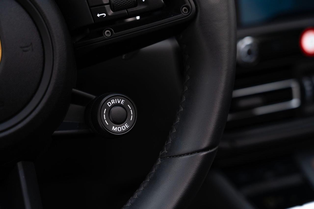 2025 Porsche Macan Pompano Beach FL