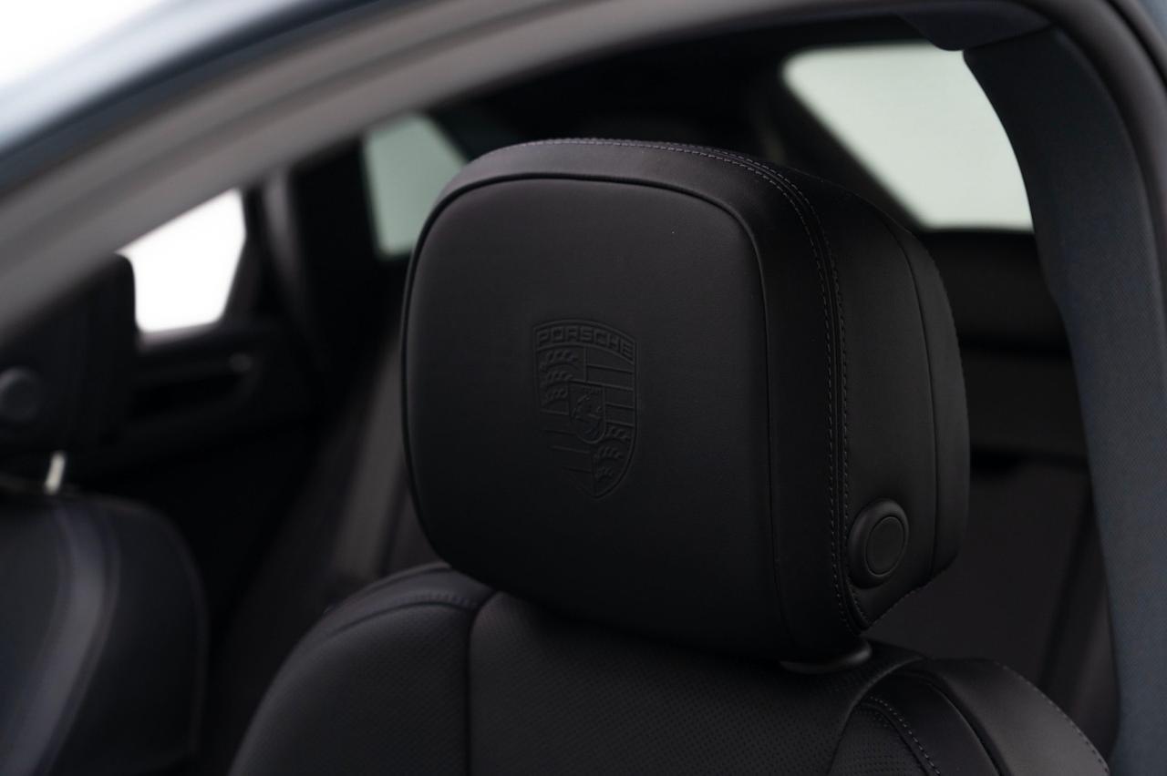 2025 Porsche Macan Pompano Beach FL