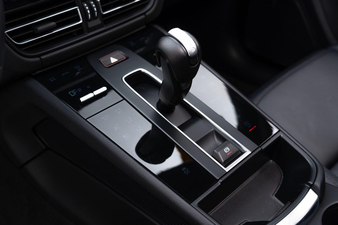2025 Porsche Macan Pompano Beach FL