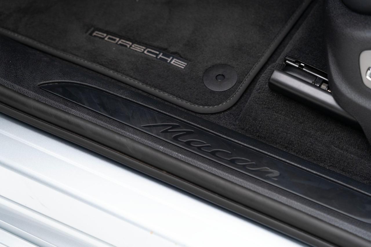 2025 Porsche Macan Pompano Beach FL