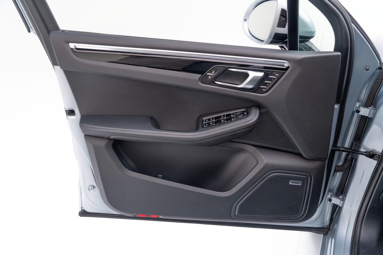 2025 Porsche Macan Pompano Beach FL