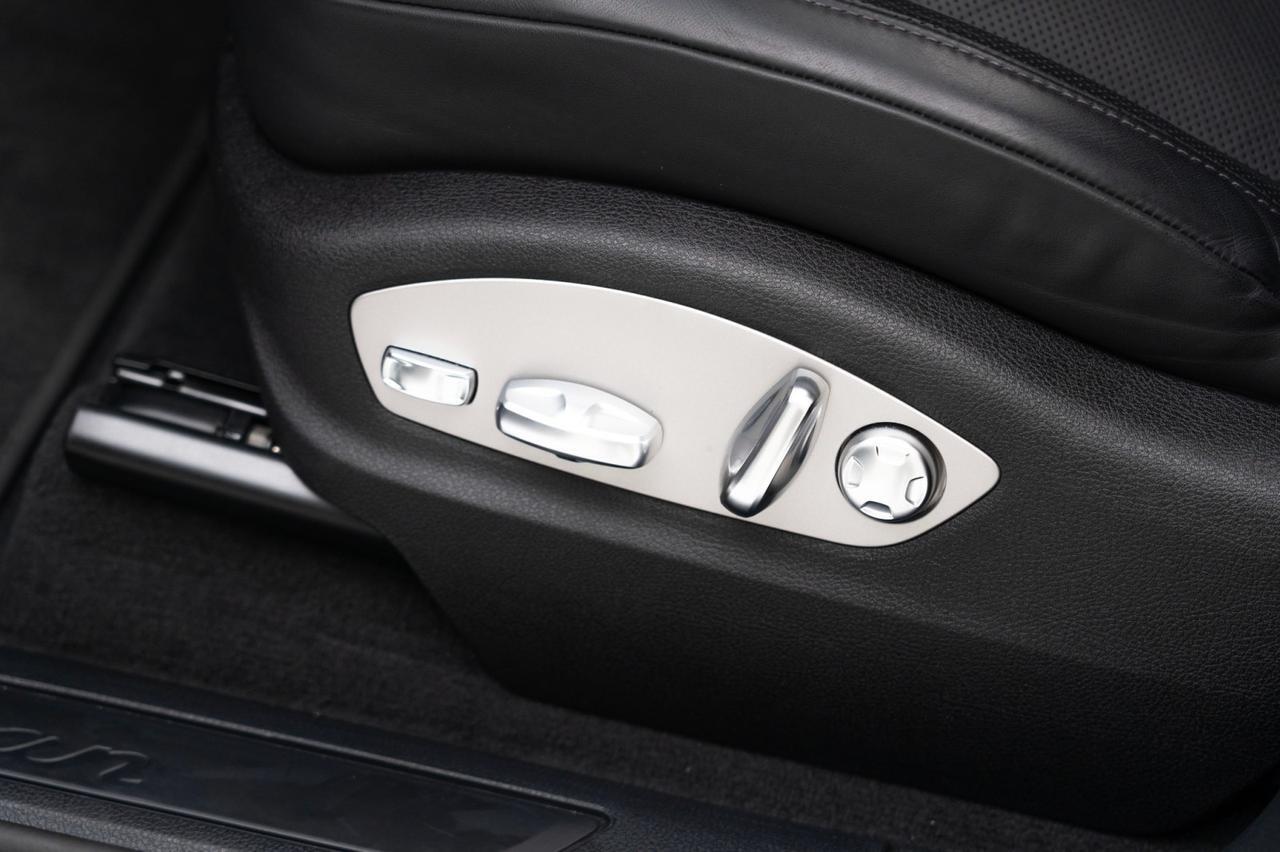 2025 Porsche Macan Pompano Beach FL