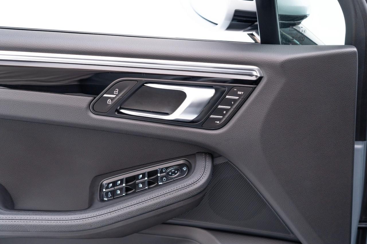 2025 Porsche Macan Pompano Beach FL