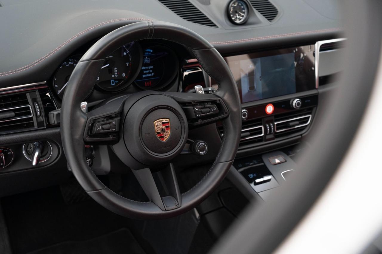 2025 Porsche Macan Pompano Beach FL