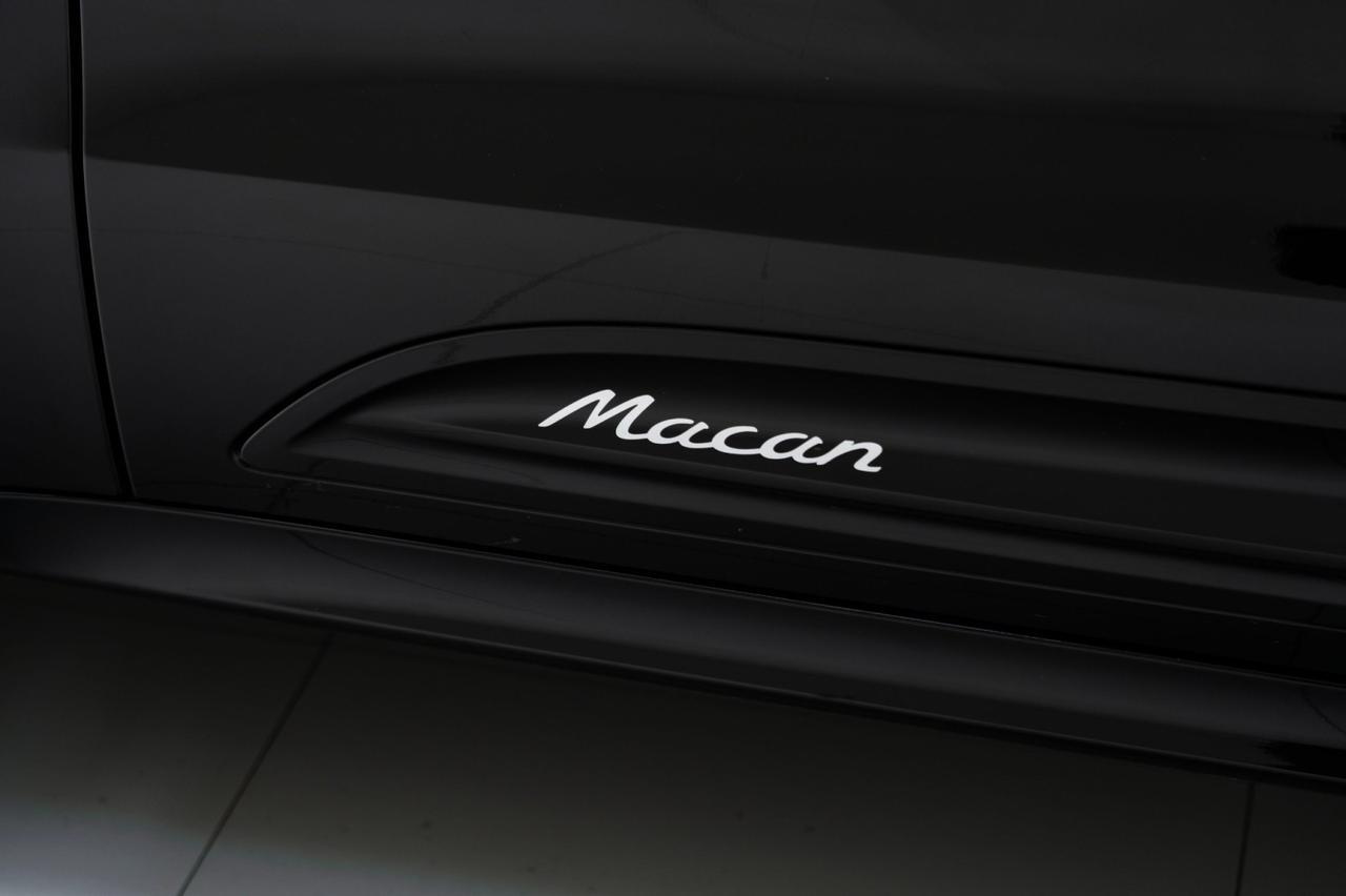 2025 Porsche Macan Pompano Beach FL