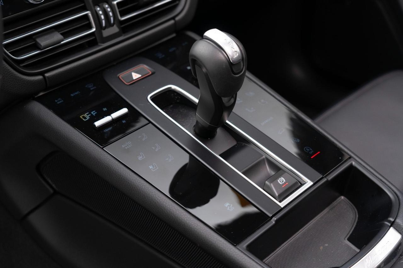 2025 Porsche Macan Pompano Beach FL