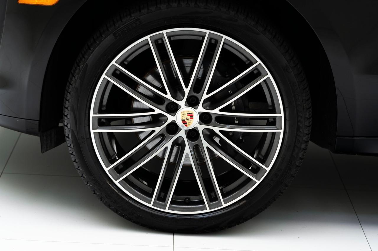 2025 Porsche Macan Pompano Beach FL