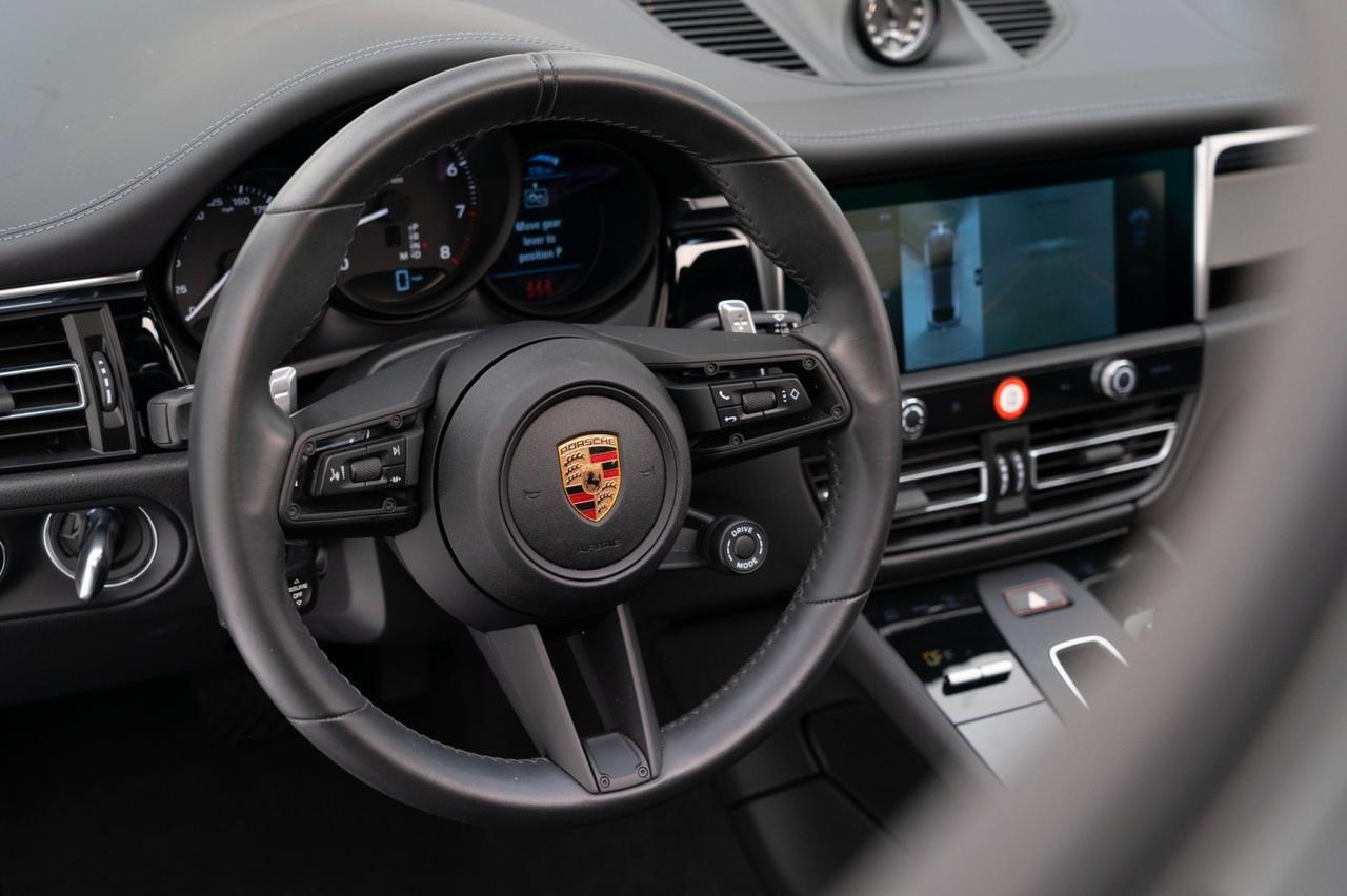 2025 Porsche Macan Pompano Beach FL