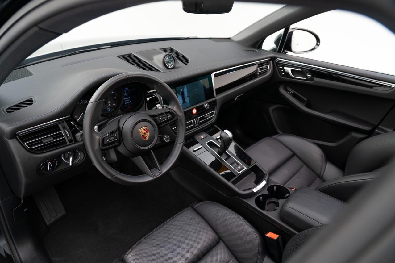 2025 Porsche Macan Pompano Beach FL