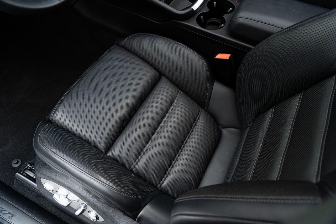 2025 Porsche Macan Pompano Beach FL