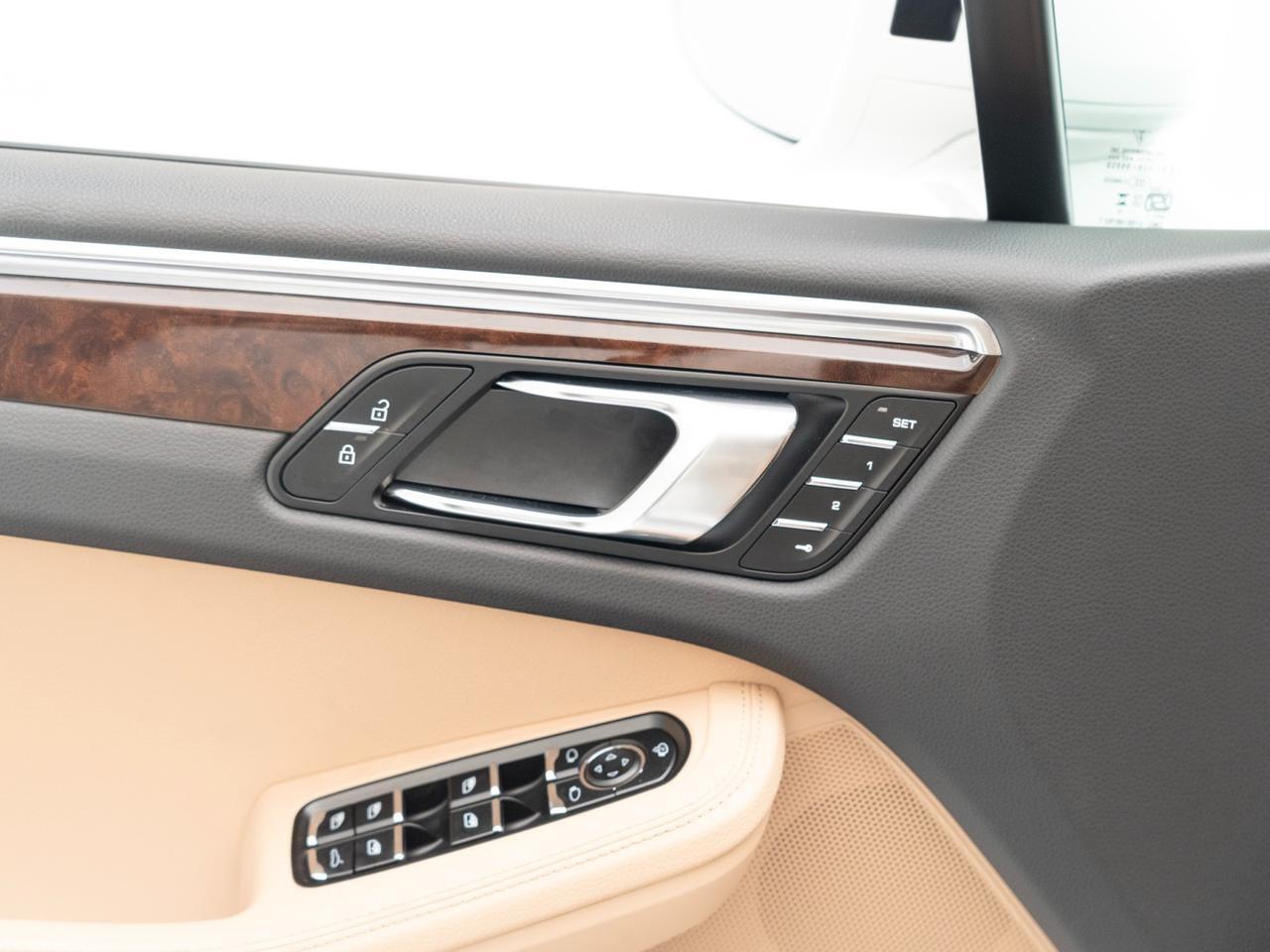 2025 Porsche Macan Pompano Beach FL