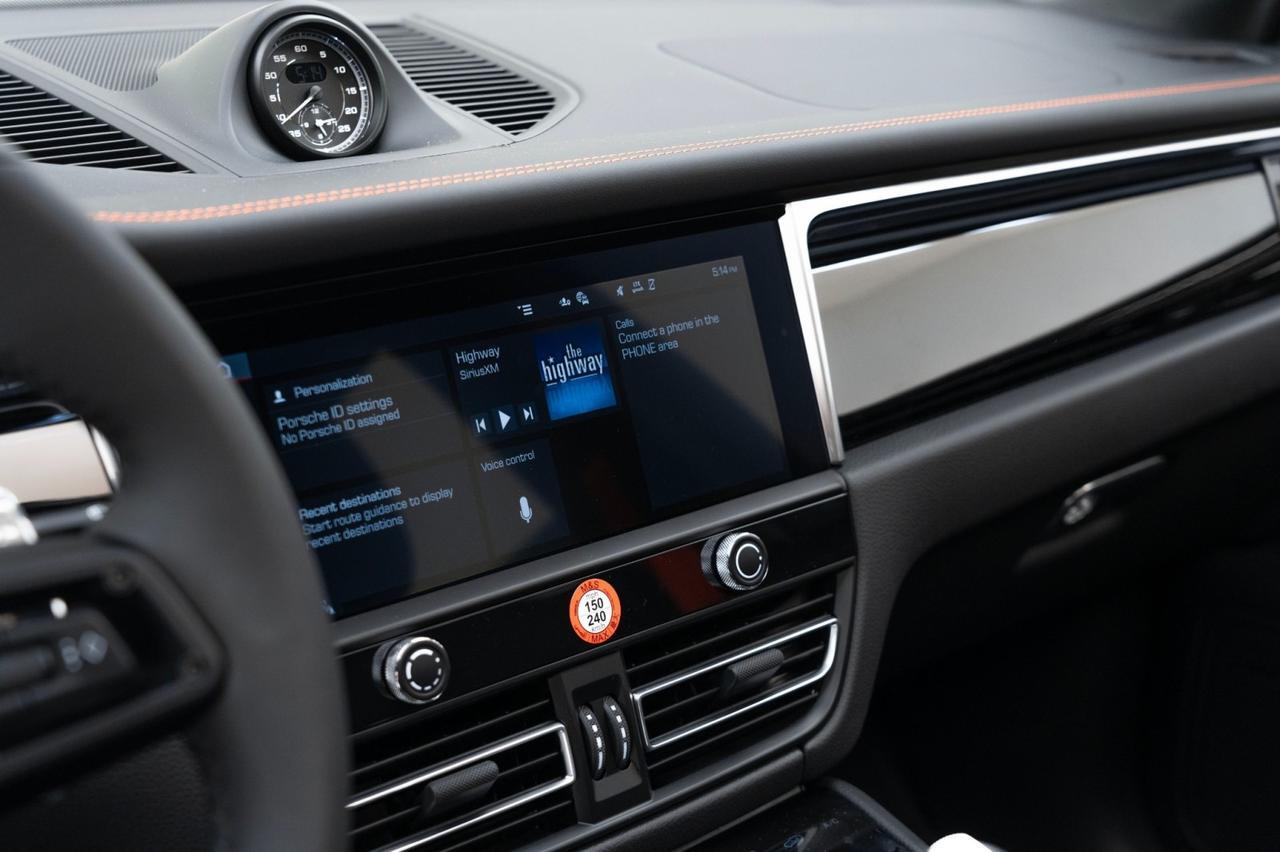 2025 Porsche Macan Pompano Beach FL