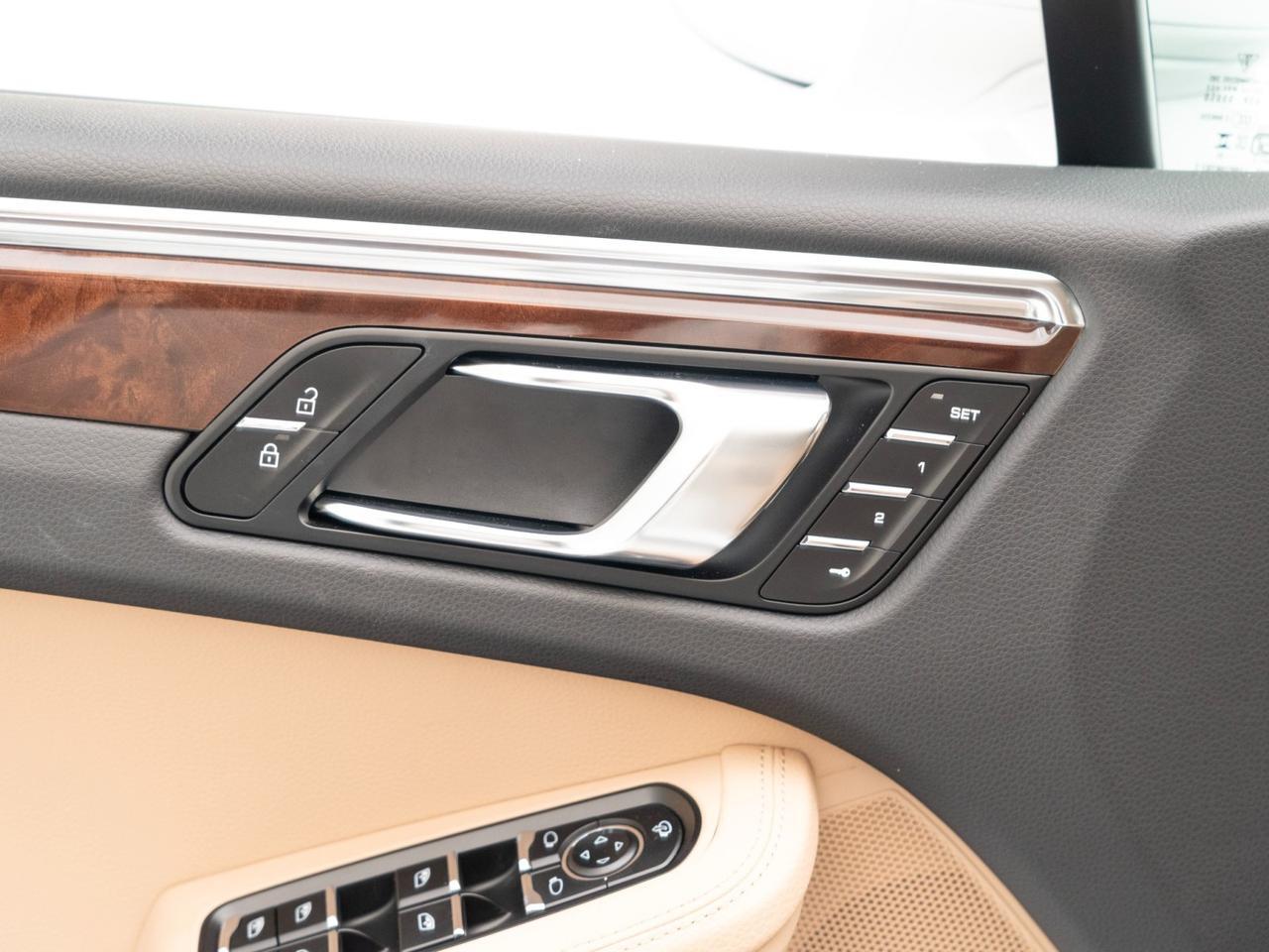 2025 Porsche Macan Pompano Beach FL