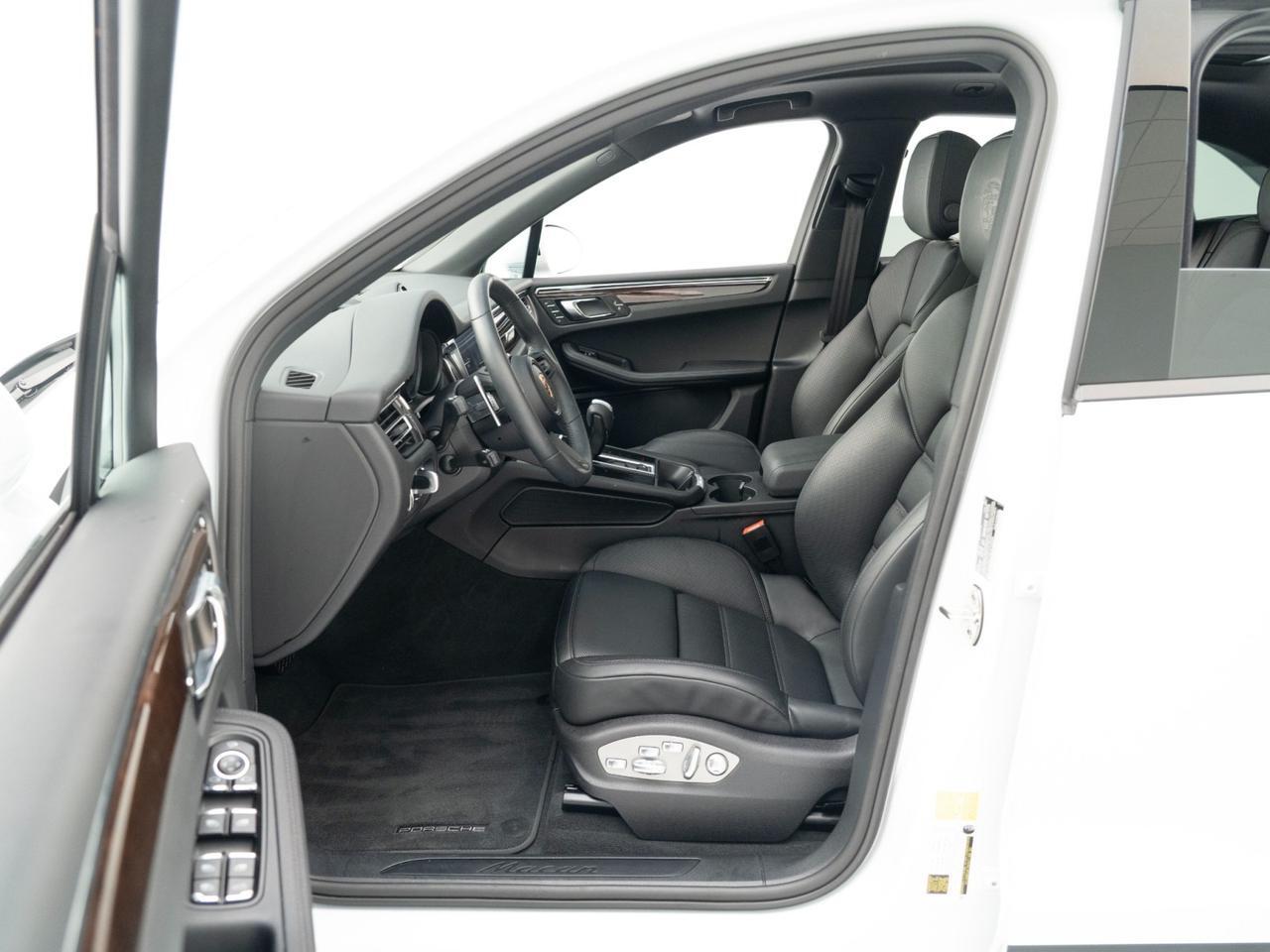 2025 Porsche Macan Pompano Beach FL