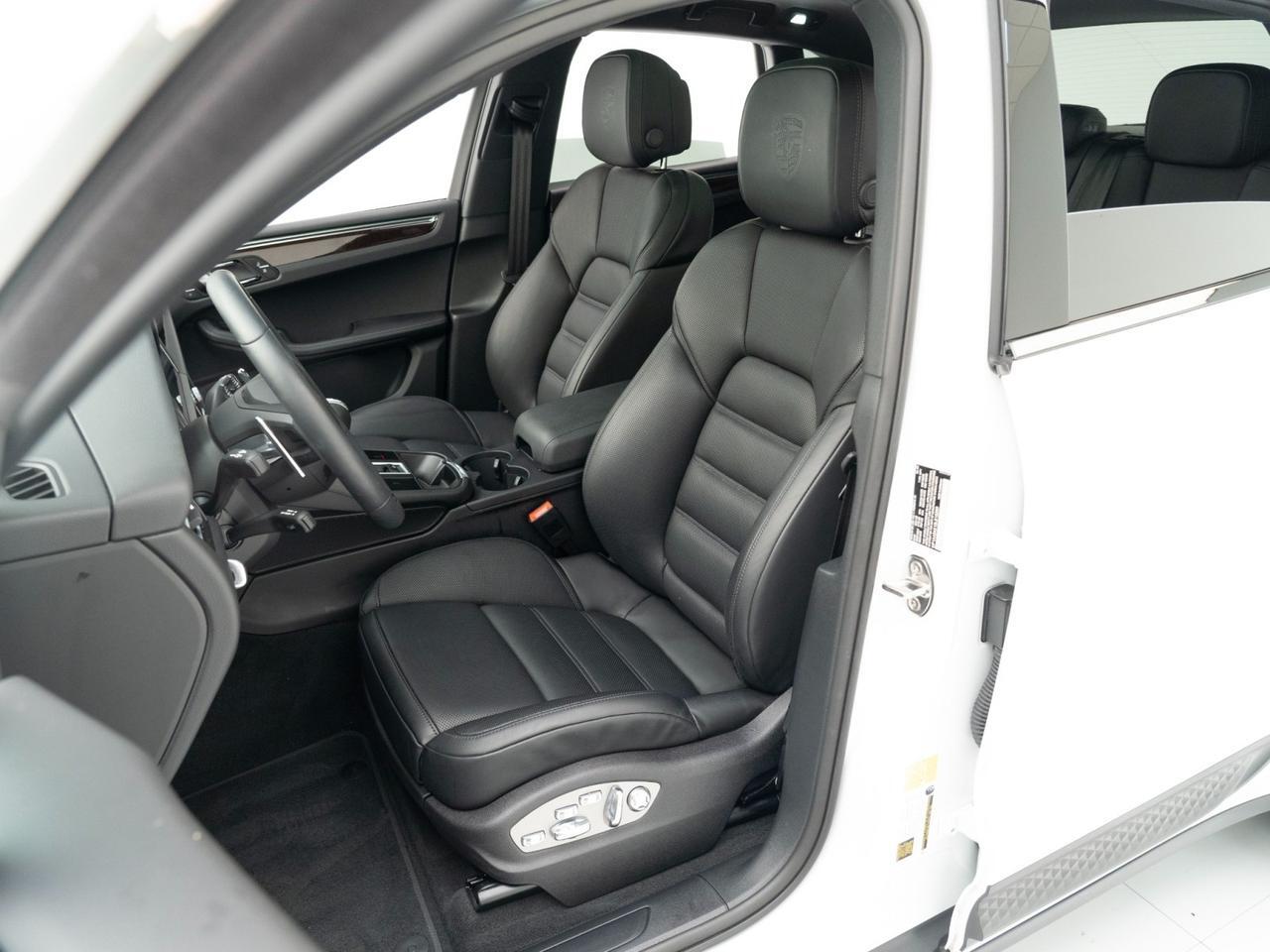 2025 Porsche Macan Pompano Beach FL