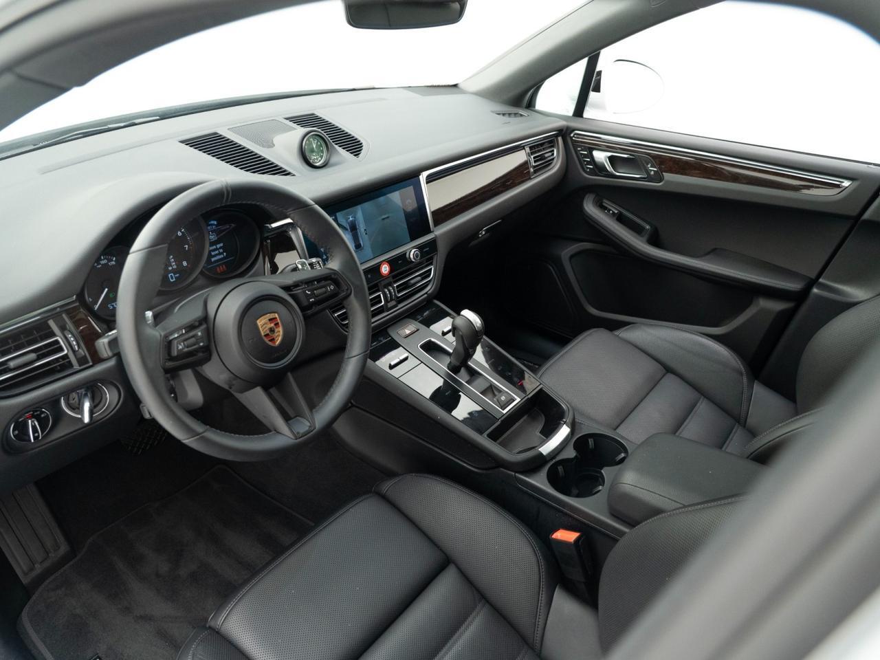 2025 Porsche Macan Pompano Beach FL