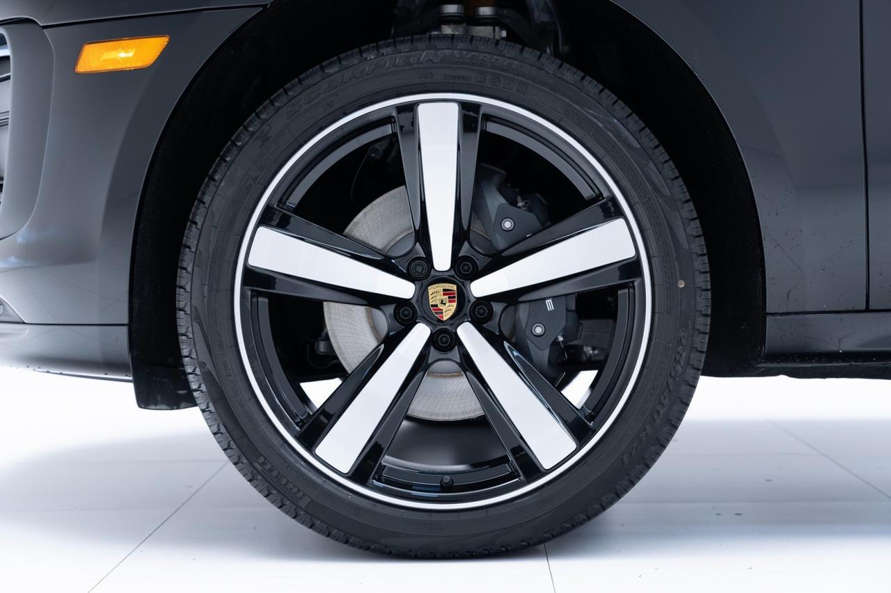 2025 Porsche Macan Pompano Beach FL