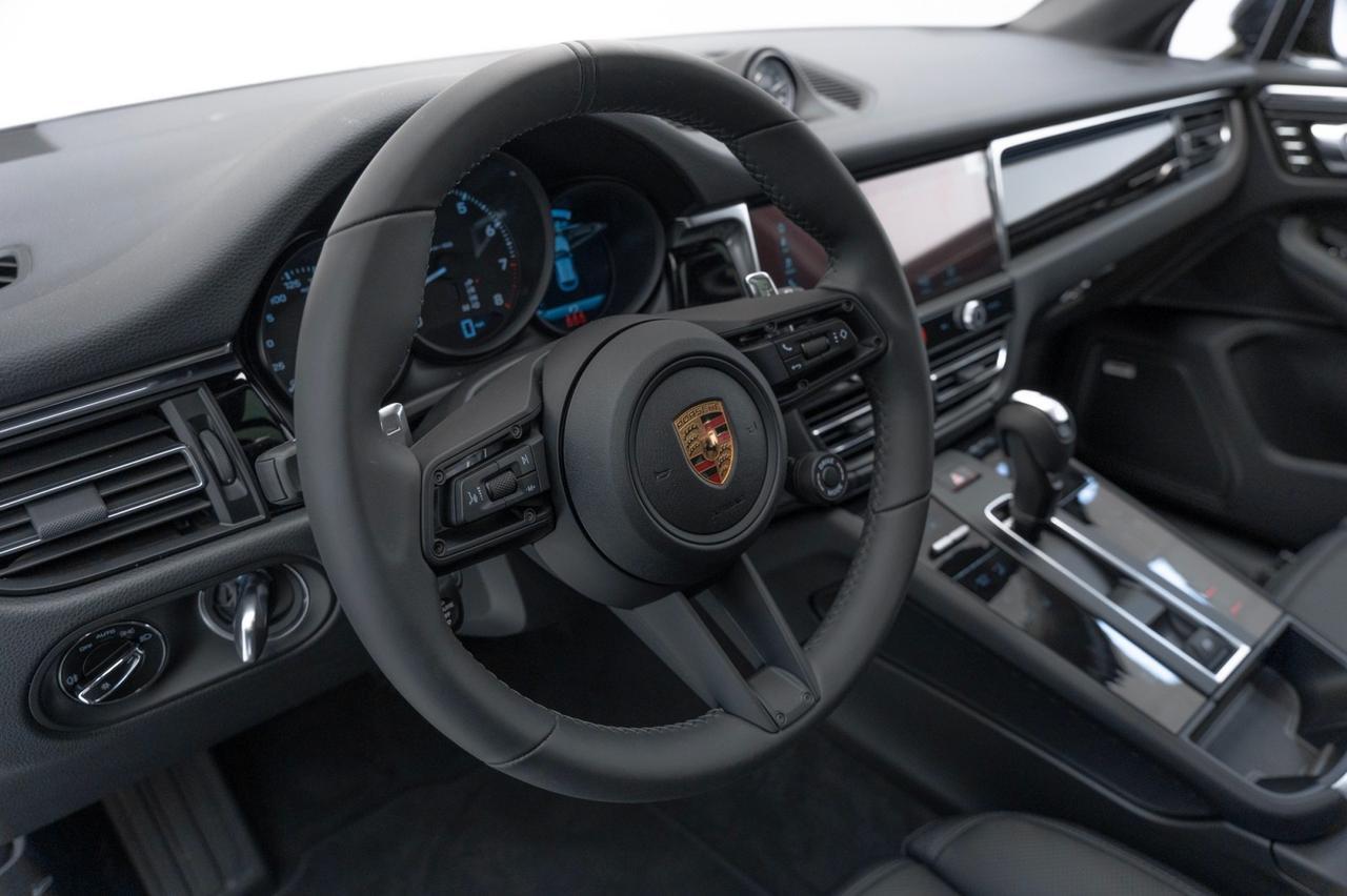 2025 Porsche Macan Pompano Beach FL
