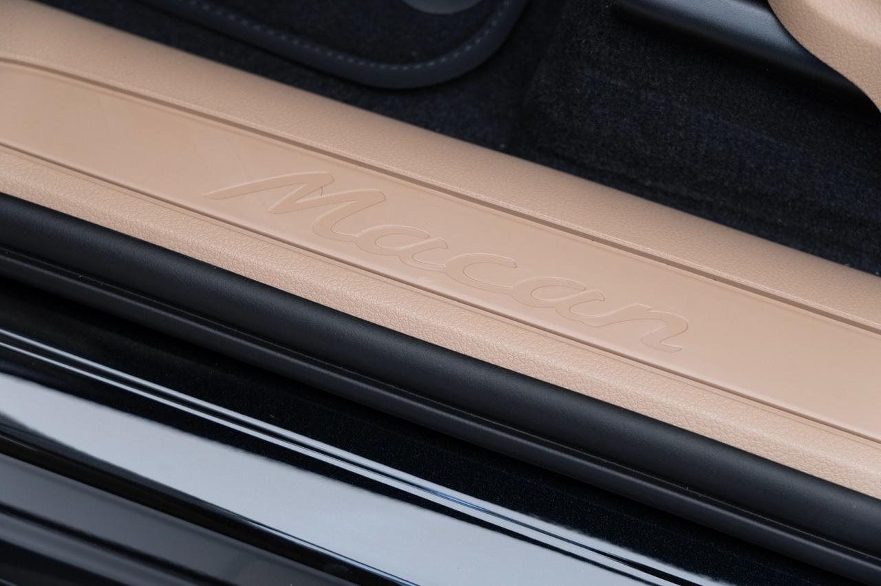 2025 Porsche Macan Pompano Beach FL