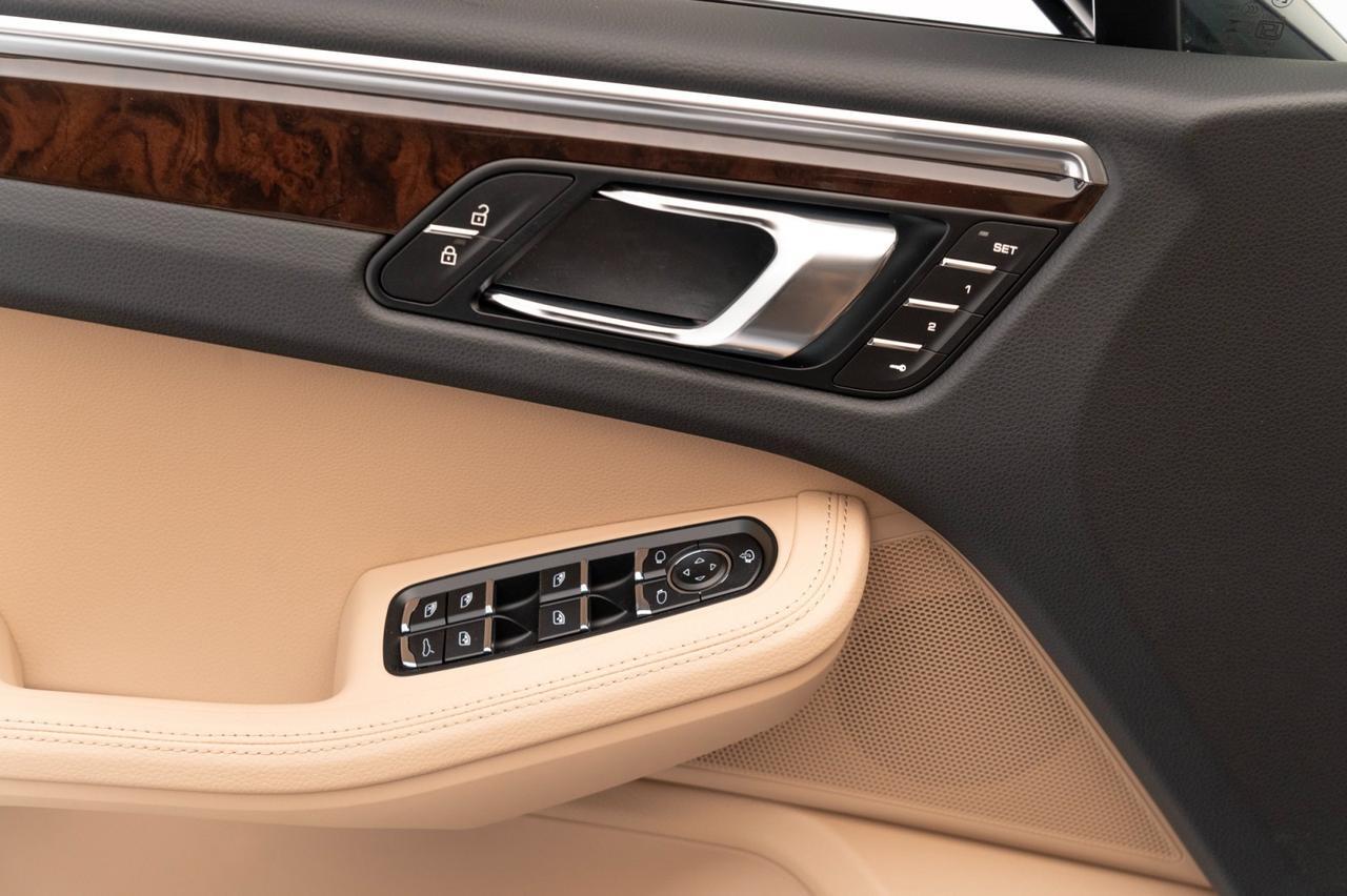 2025 Porsche Macan Pompano Beach FL