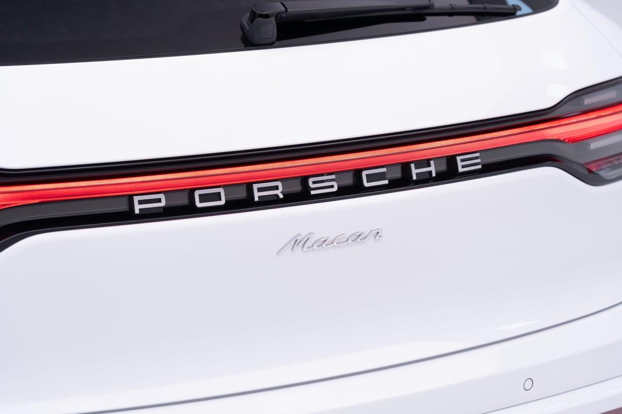 2025 Porsche Macan Pompano Beach FL