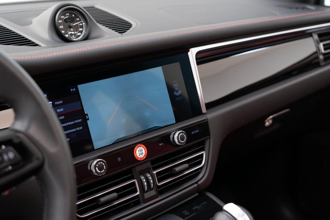 2025 Porsche Macan Pompano Beach FL