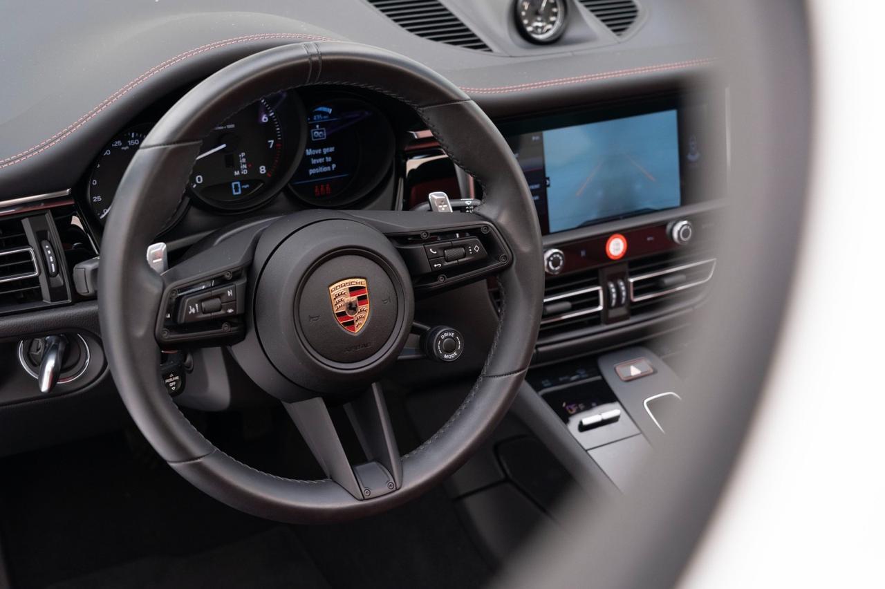 2025 Porsche Macan Pompano Beach FL