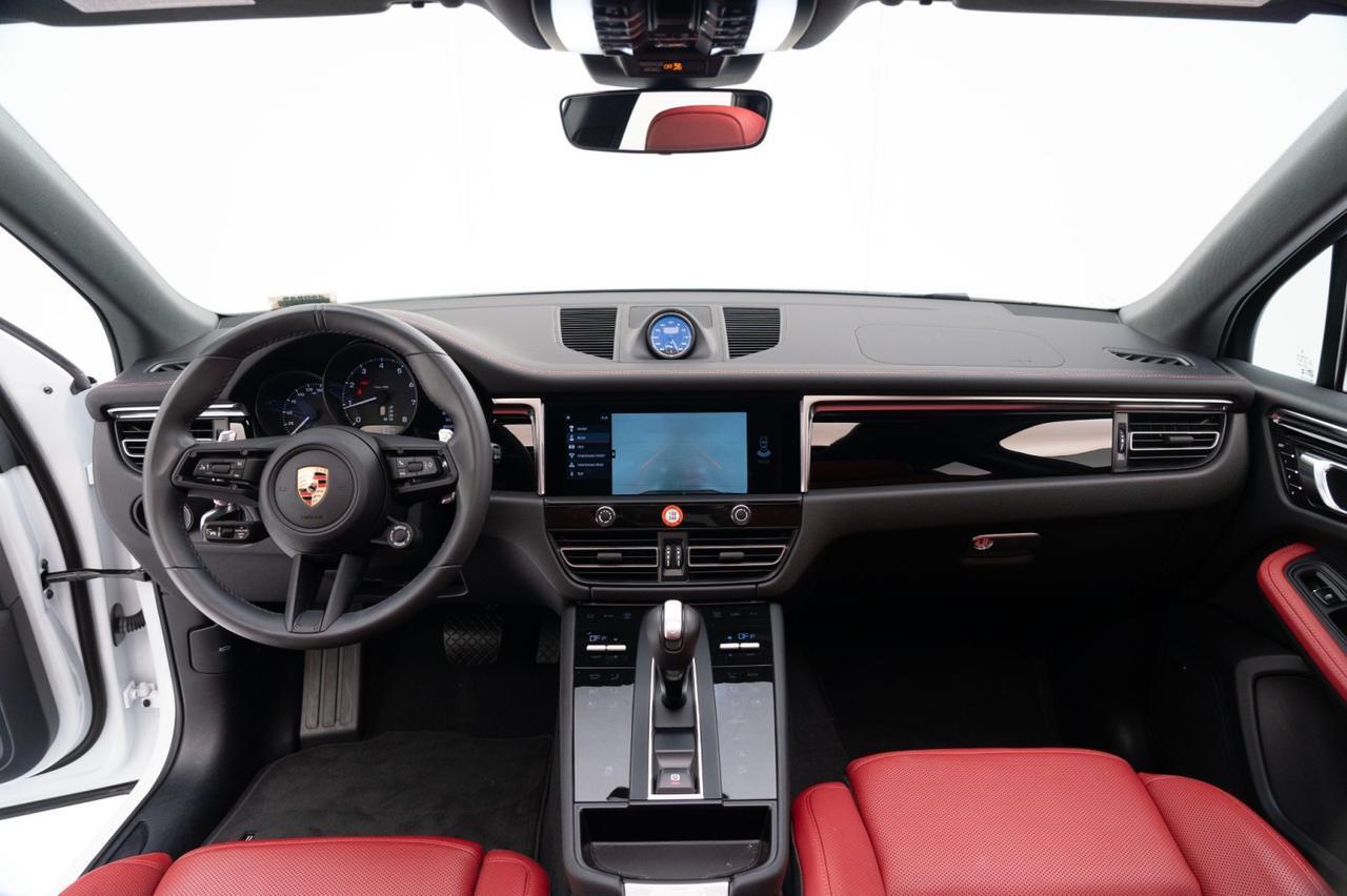 2025 Porsche Macan Pompano Beach FL