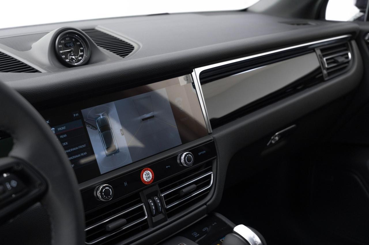 2025 Porsche Macan Pompano Beach FL