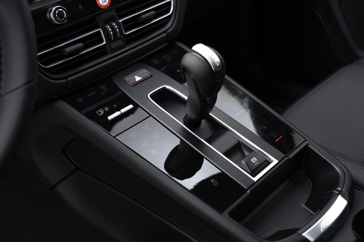 2025 Porsche Macan Pompano Beach FL