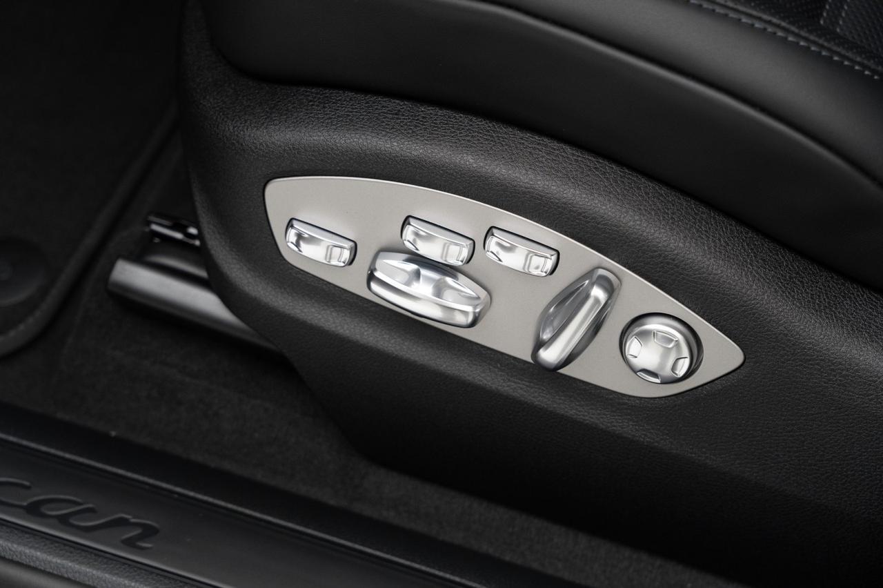 2025 Porsche Macan Pompano Beach FL