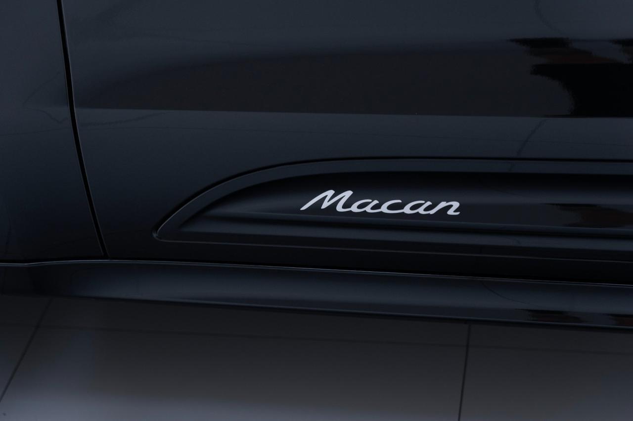 2025 Porsche Macan Pompano Beach FL