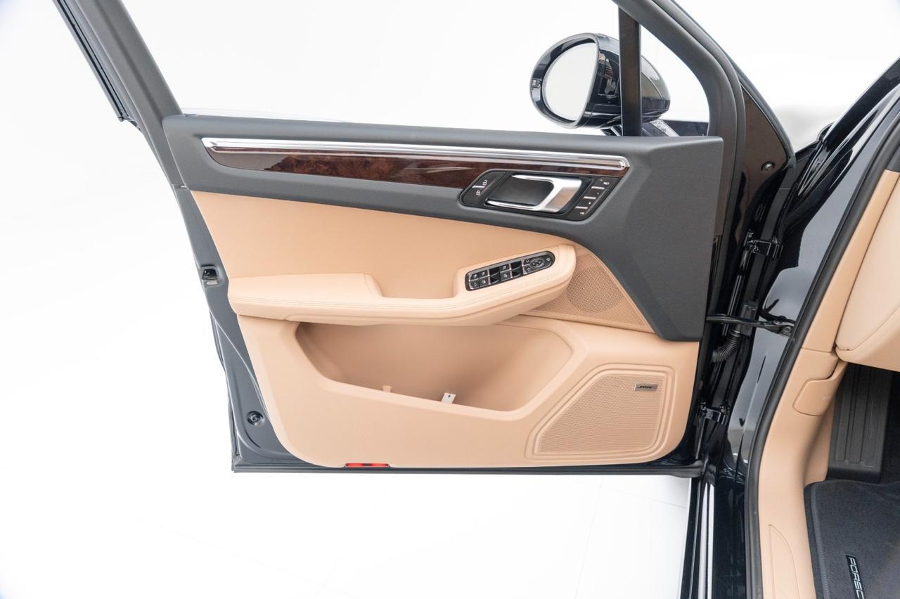2025 Porsche Macan Pompano Beach FL