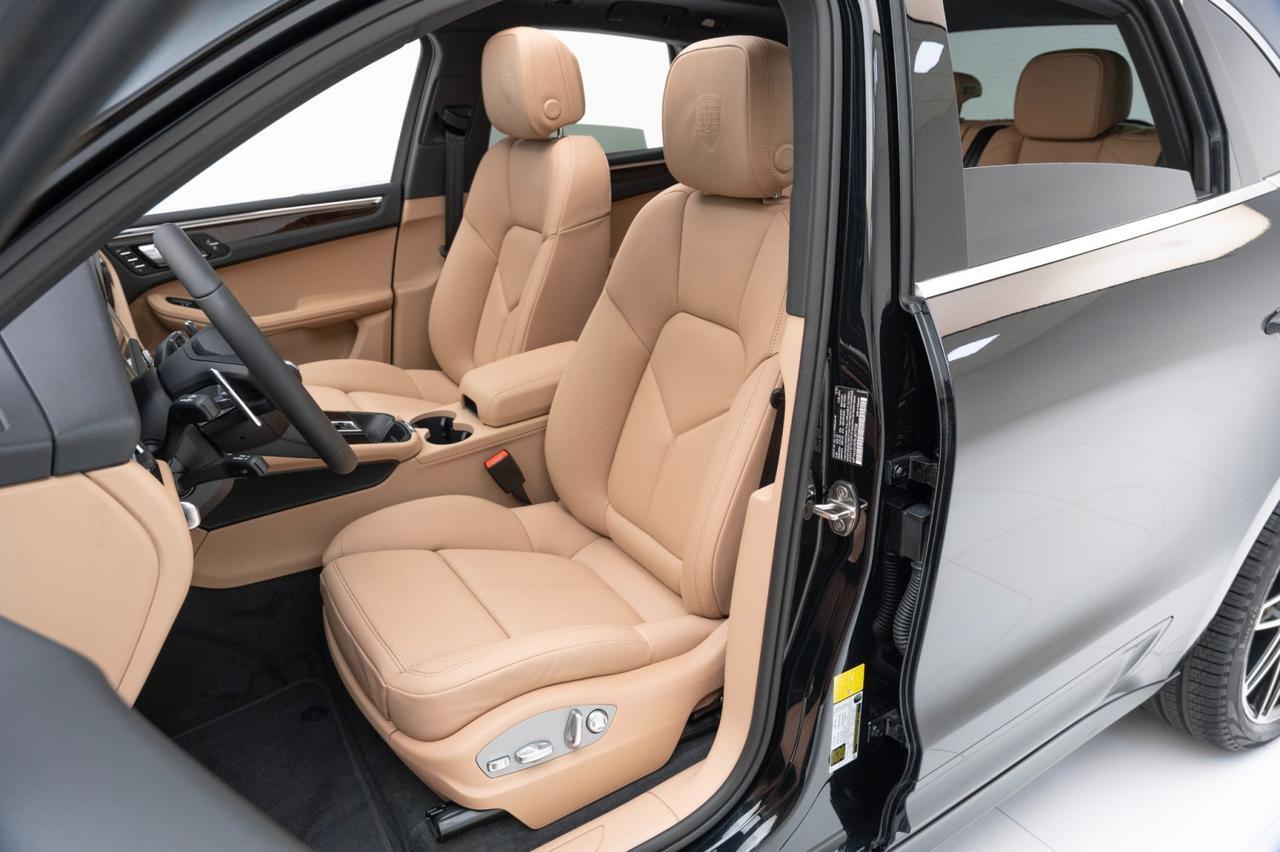 2025 Porsche Macan Pompano Beach FL