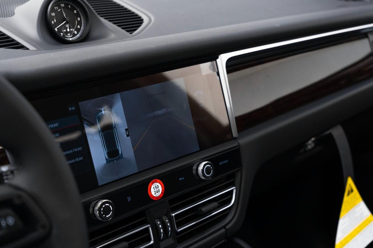 2025 Porsche Macan Pompano Beach FL