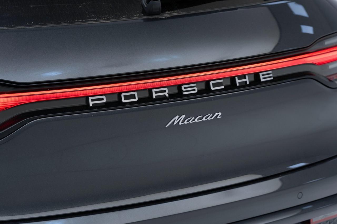 2025 Porsche Macan Pompano Beach FL